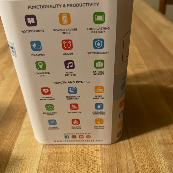 iTouch Air 3 Smartwatch Fitness Tracker: Black Case with Black Strap (44mm) - Picture 5 of 6